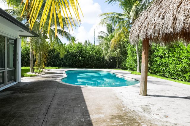1502 NW 4th Avenue, Boca Raton, FL 33432