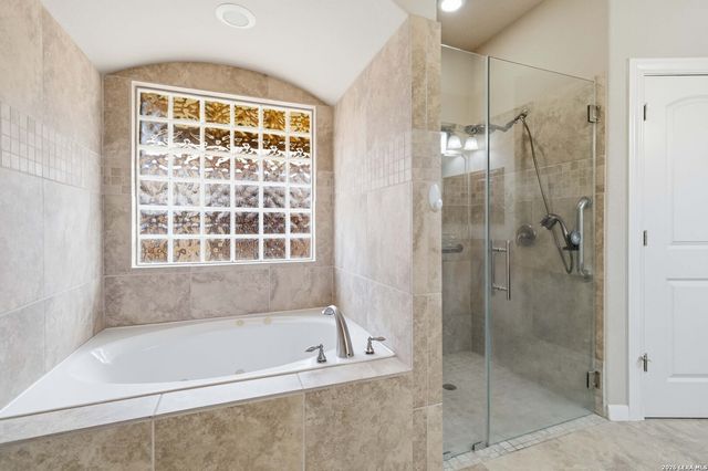 226 Lone Tree, Boerne, TX 78006