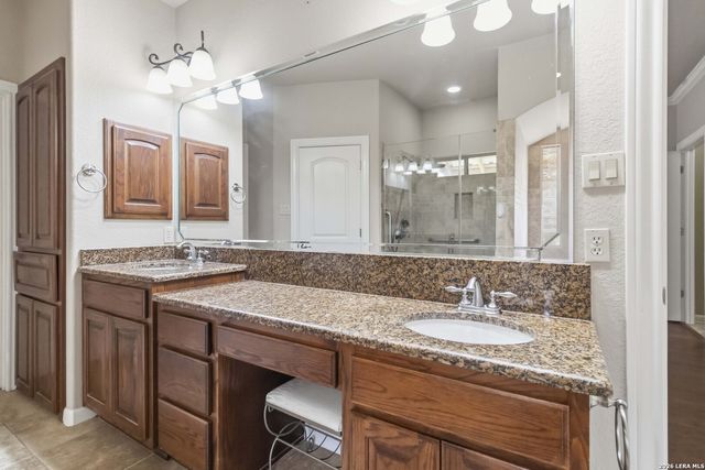 226 Lone Tree, Boerne, TX 78006