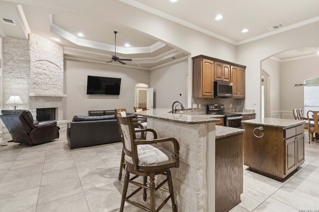 226 Lone Tree, Boerne, TX 78006