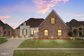 570 Chinquipin Drive, Bossier City, LA 71111