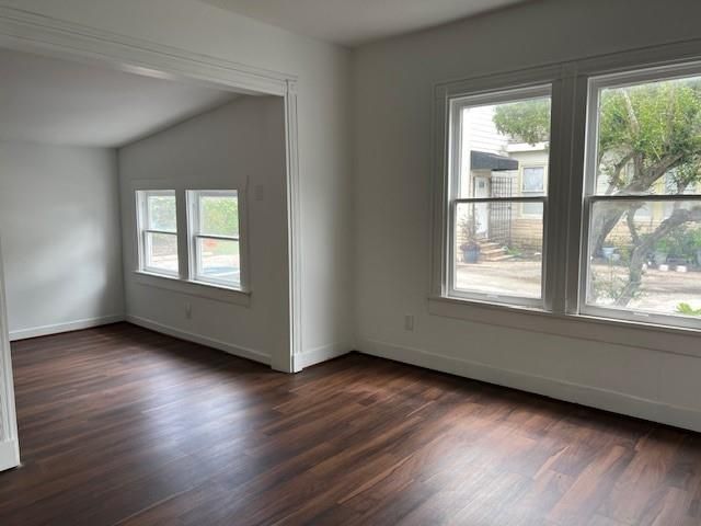 5106 Center Street, Houston, TX 77007