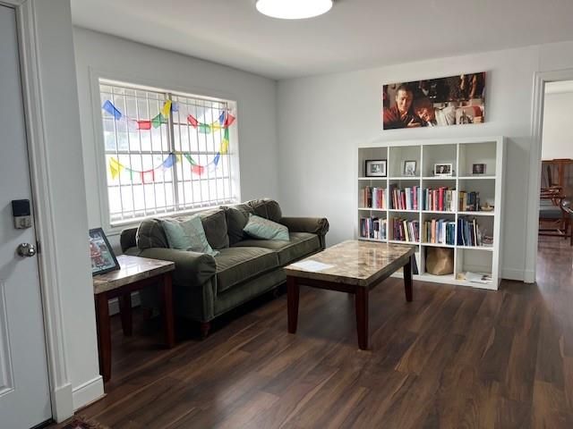 5106 Center Street, Houston, TX 77007