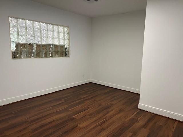 5106 Center Street, Houston, TX 77007