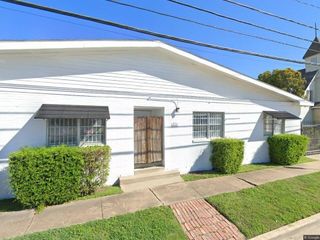 5106 Center Street, Houston, TX 77007