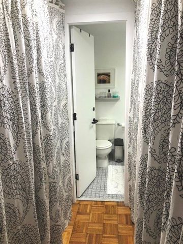 61 Brookline Avenue 221, Boston, MA 02215