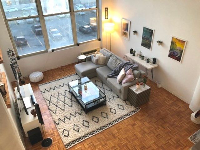 61 Brookline Avenue 221, Boston, MA 02215