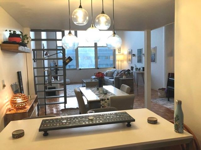 61 Brookline Avenue 221, Boston, MA 02215