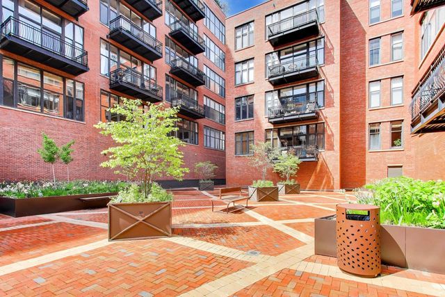 333 W Hubbard Street 617, Chicago, IL 60654