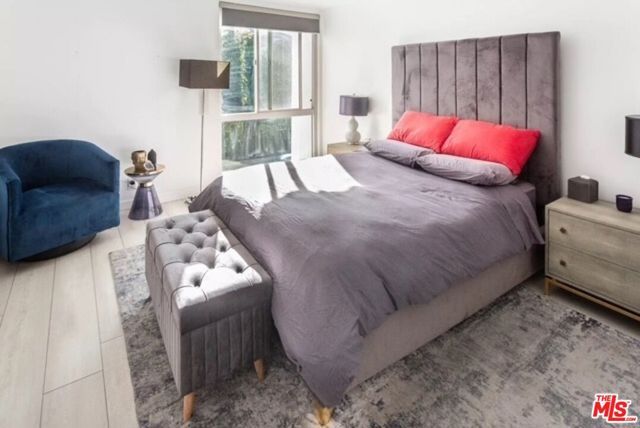 8535 W West Knoll Drive 212, West Hollywood, CA 90069