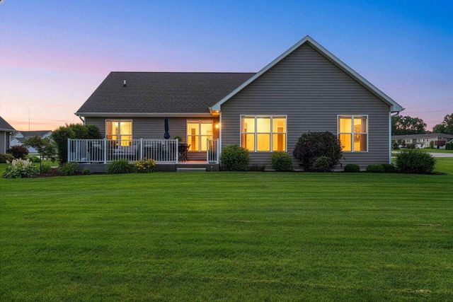 4602 TRELLIS DRIVE, De Pere, WI 54115