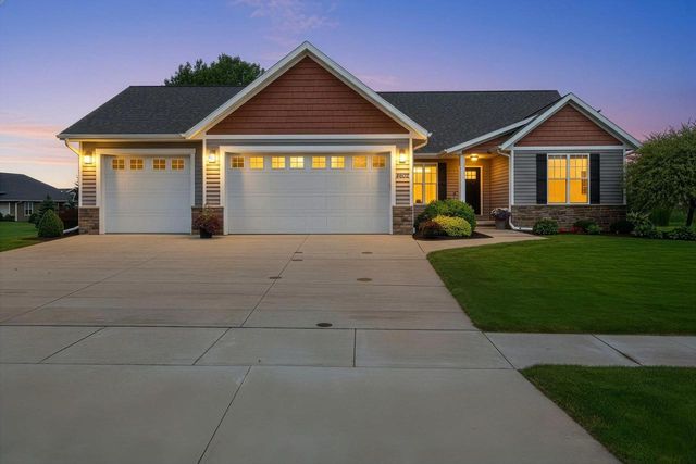 4602 TRELLIS DRIVE, De Pere, WI 54115