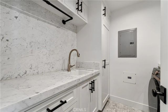 2037 E Ocean, Newport Beach, CA 92661