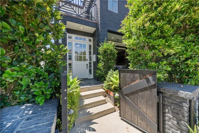2037 E Ocean, Newport Beach, CA 92661