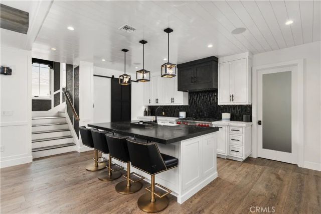 2037 E Ocean, Newport Beach, CA 92661