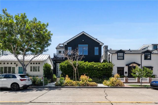 2037 E Ocean, Newport Beach, CA 92661