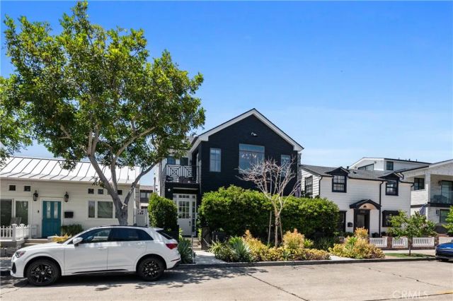 2037 E Ocean, Newport Beach, CA 92661