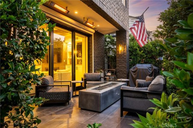 2037 E Ocean, Newport Beach, CA 92661