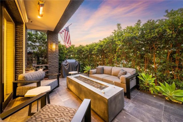 2037 E Ocean, Newport Beach, CA 92661