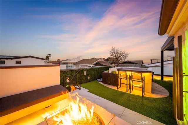 2037 E Ocean, Newport Beach, CA 92661