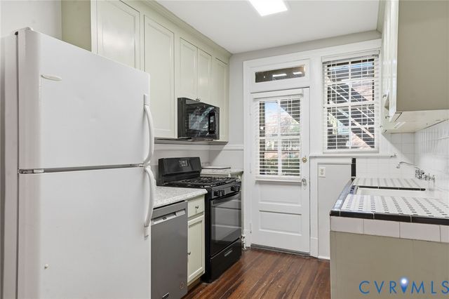 3104 Hanover Ave, Richmond, VA 23221