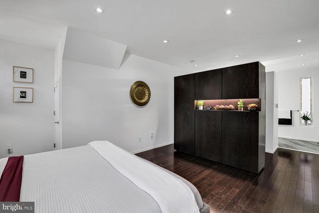 1630 19TH ST NW, Washington, DC 20009