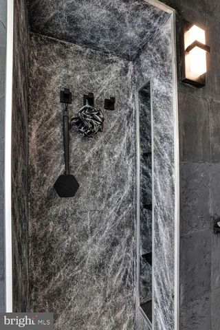 1630 19TH ST NW, Washington, DC 20009