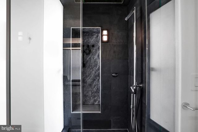 1630 19TH ST NW, Washington, DC 20009