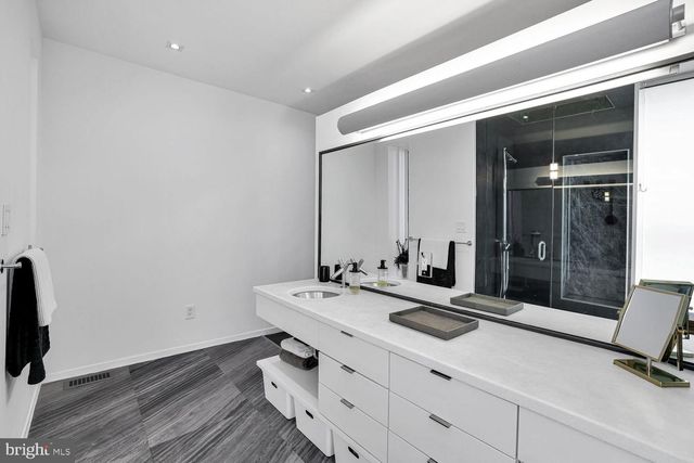 1630 19TH ST NW, Washington, DC 20009