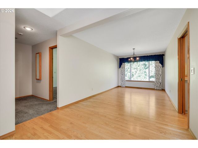 1110 Ne 15TH Ave, Canby, OR 97013