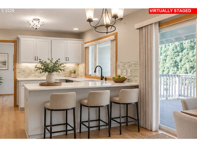 1110 Ne 15TH Ave, Canby, OR 97013