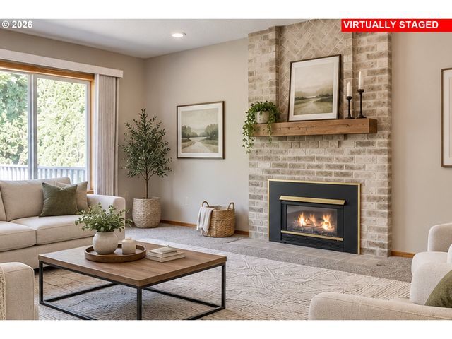 1110 Ne 15TH Ave, Canby, OR 97013