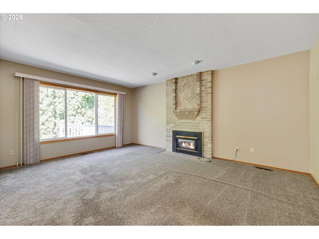 1110 Ne 15TH Ave, Canby, OR 97013