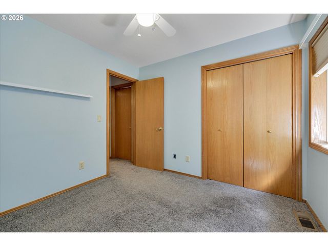 1110 Ne 15TH Ave, Canby, OR 97013