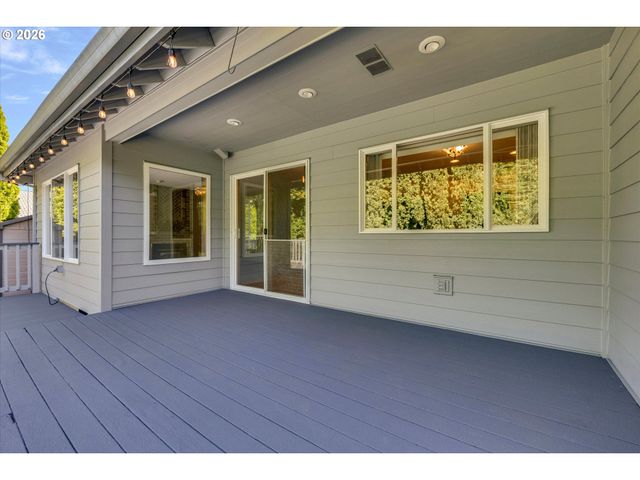 1110 Ne 15TH Ave, Canby, OR 97013
