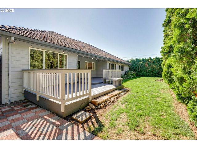 1110 Ne 15TH Ave, Canby, OR 97013