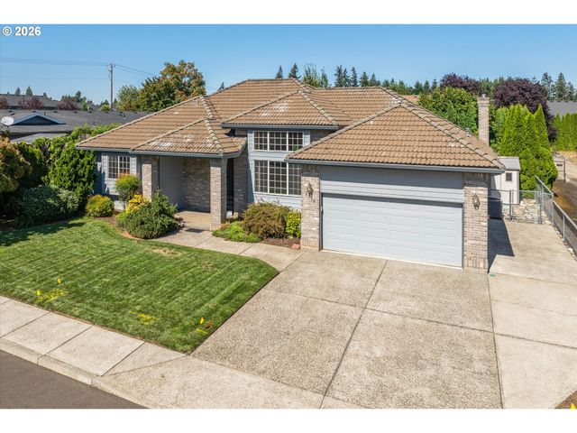 1110 Ne 15TH Ave, Canby, OR 97013