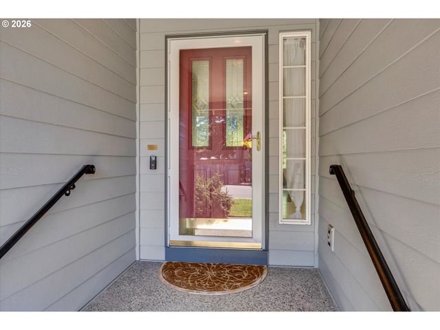 1110 Ne 15TH Ave, Canby, OR 97013