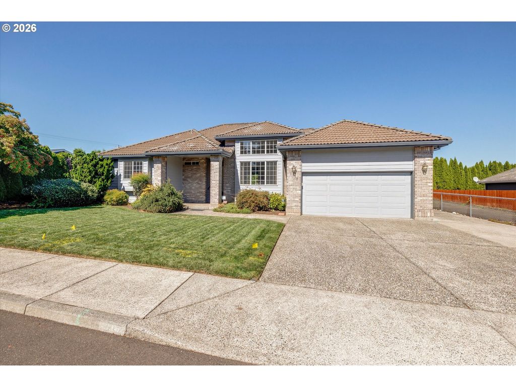 1110 Ne 15TH Ave, Canby, OR 97013