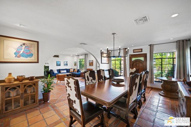 1471 E El Alameda, Palm Springs, CA 92262