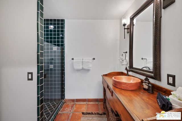 1471 E El Alameda, Palm Springs, CA 92262