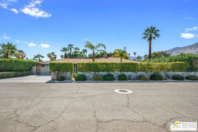 1471 E El Alameda, Palm Springs, CA 92262