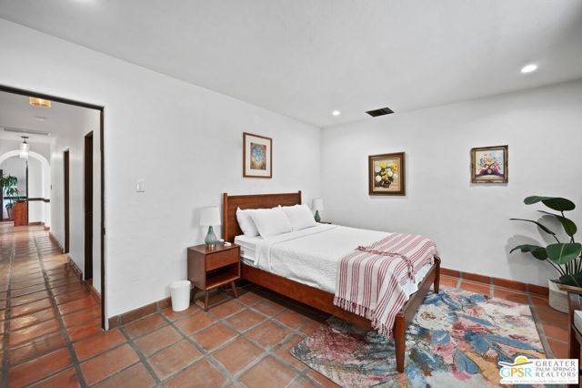1471 E El Alameda, Palm Springs, CA 92262