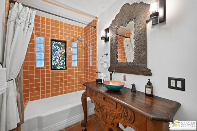 1471 E El Alameda, Palm Springs, CA 92262