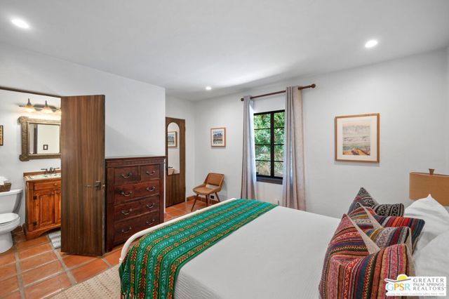 1471 E El Alameda, Palm Springs, CA 92262