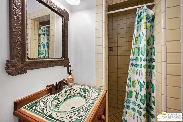 1471 E El Alameda, Palm Springs, CA 92262