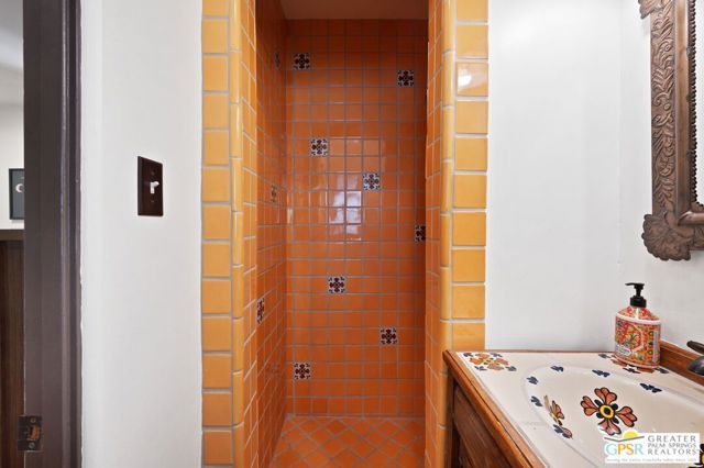 1471 E El Alameda, Palm Springs, CA 92262