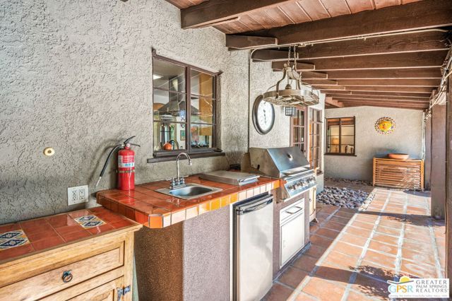 1471 E El Alameda, Palm Springs, CA 92262