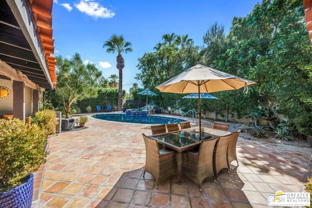1471 E El Alameda, Palm Springs, CA 92262