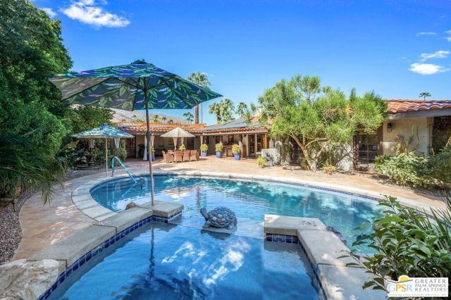 1471 E El Alameda, Palm Springs, CA 92262